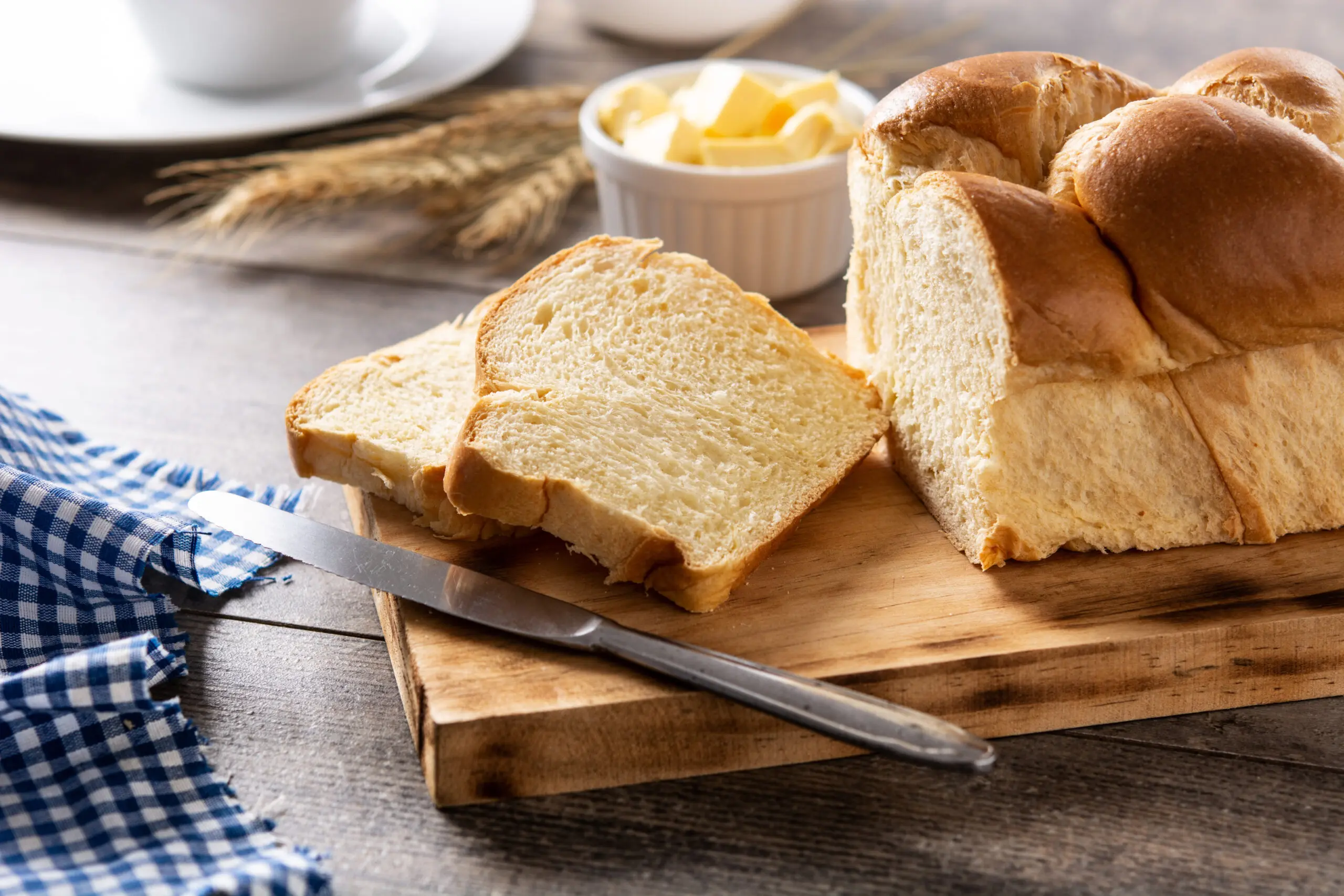 Comer pão engorda? Entenda o que a ciência diz