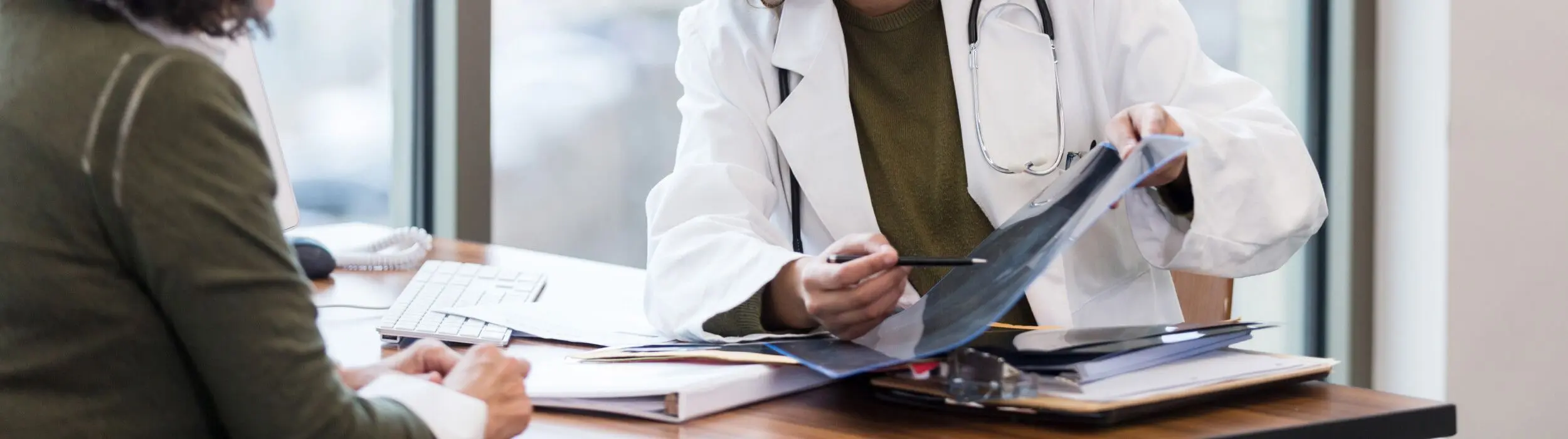 Consulta médica Neurocirurgião